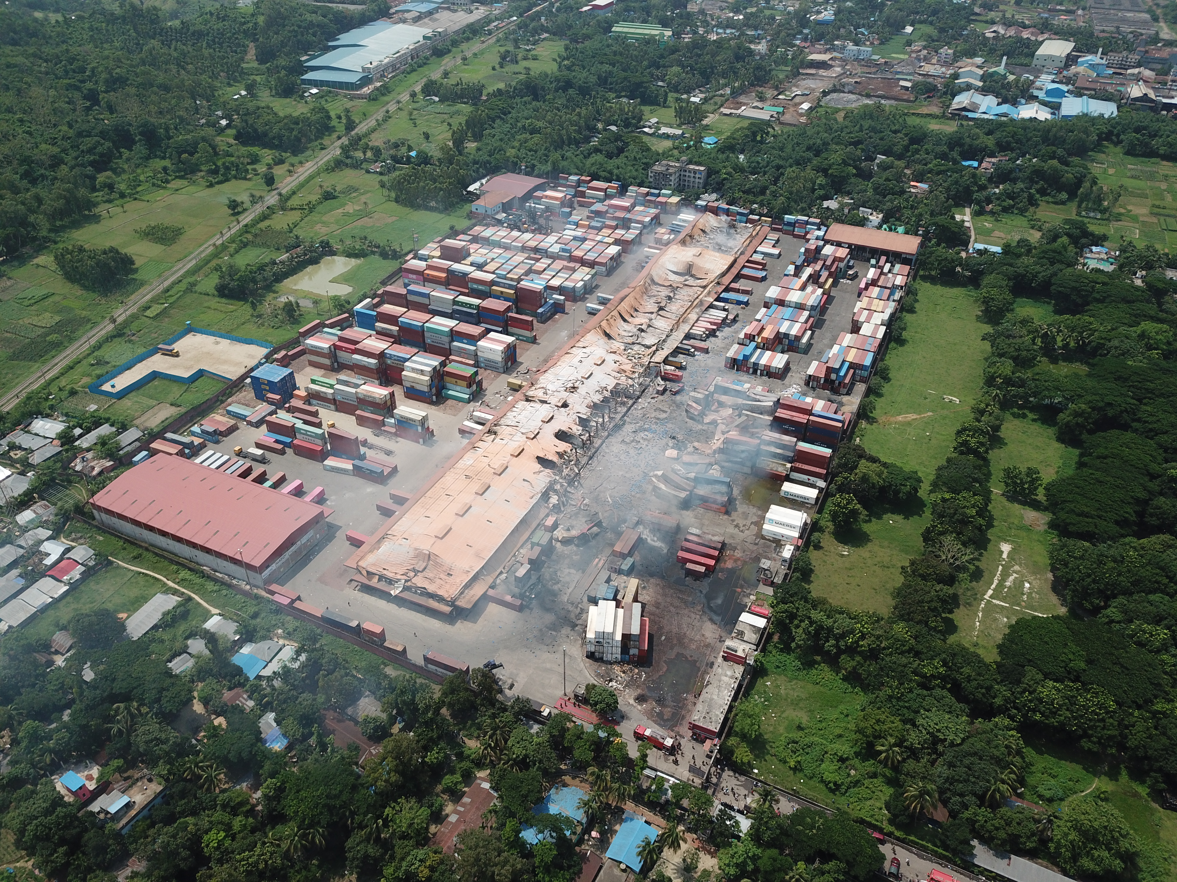 এখনও নিয়ন্ত্রণে আসেনি আগুন, মৃত্যু বেড়ে ৪৯