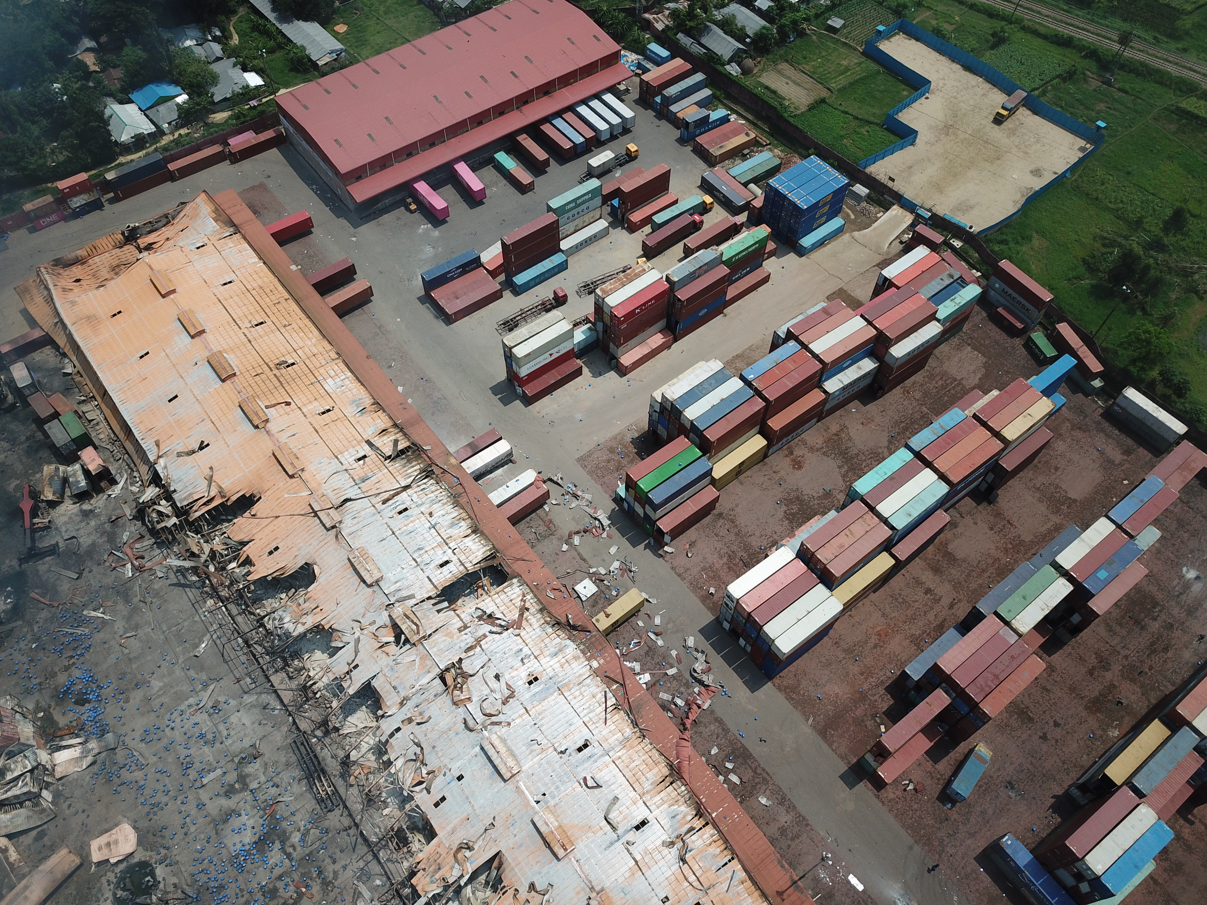 এখনও নিয়ন্ত্রণে আসেনি আগুন, মৃত্যু বেড়ে ৪৯