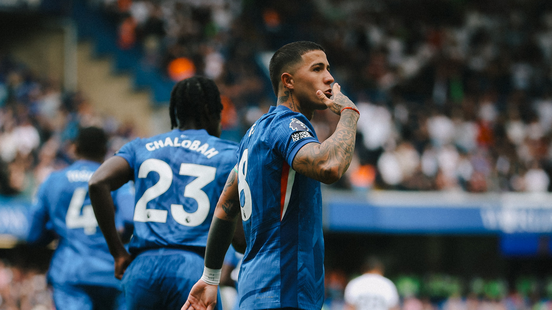 Suniy jinsiy olatni Qiz dugonasi bilan onanizm qiladi